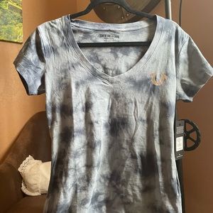 NEW True Religion V Neck Women’s Tee